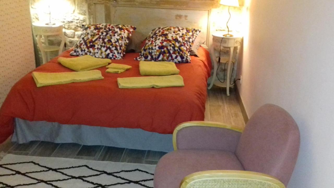 Le Vitrail Chambre Equipee Sans Service Repas Yvetot-Bocage Екстериор снимка